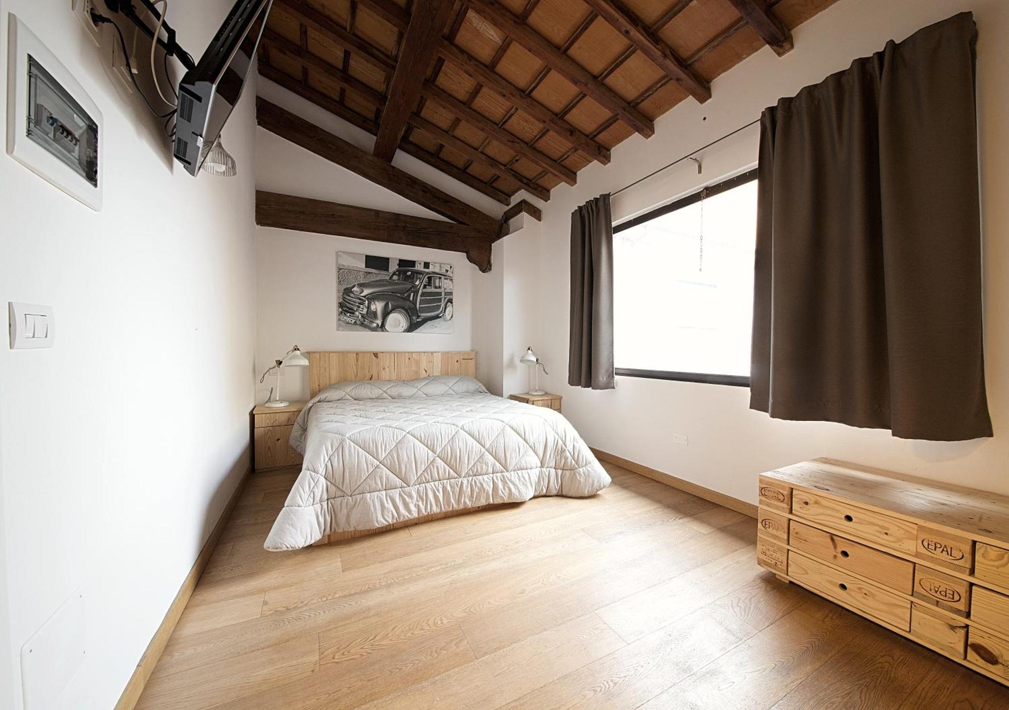 Le Camere Pietrasantine - Centro Storico Pietrasanta Oda fotoğraf